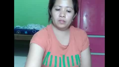 Snapshot of naughtymom26 chatting on 09.10.25 naughtymom26 online show from 09.10.25