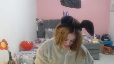 naughtyplayass online show from 03.12.25