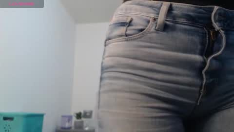 naughtyplayass online show from 09.10.25