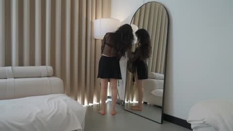 Snapshot of naughtysammx chatting on 10.21.25 Naughty Samm online show from 10.21.25