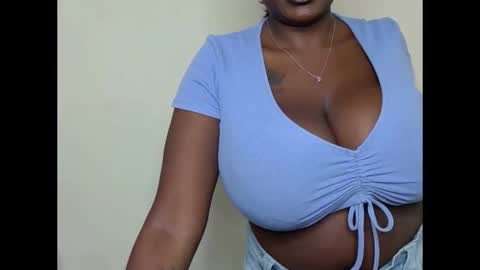 Snapshot of naughtysexydoll2 chatting on 10.06.25 naughtysexydoll2 online show from 10.06.25