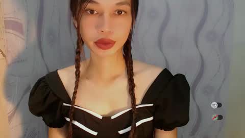 Snapshot of naughtysunshinepinay chatting on 05.10.26 Celine online show from 05.10.26