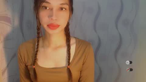 Snapshot of naughtysunshinepinay chatting on 05.17.26 Celine online show from 05.17.26
