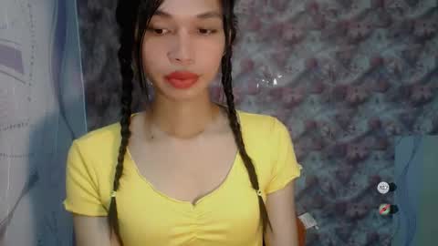 Snapshot of naughtysunshinepinay chatting on 06.05.26 Celine online show from 06.05.26