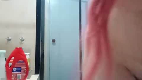 Snapshot of naughtyt333n chatting on 06.05.26 Naughty Jess online show from 06.05.26