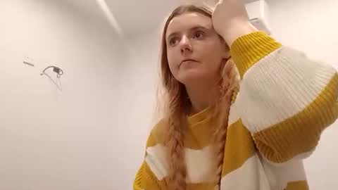 Snapshot of naughtyt333n chatting on 06.18.26 Naughty Jess online show from 06.18.26