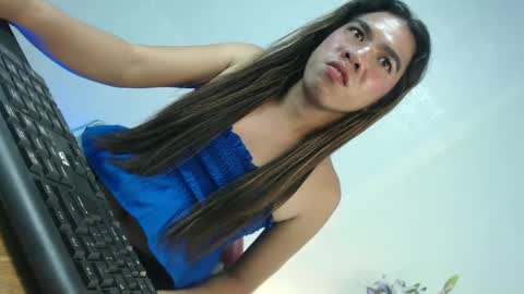 naughtywildvenice online show from 02.05.25