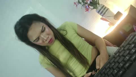 naughtywildvenice online show from 02.12.25