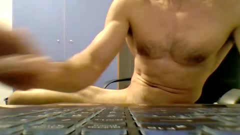 Snapshot of naughtywolf322 chatting on 05.08.26 Volk online show from 05.08.26