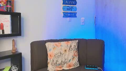 Nicolle online show from 07.16.26