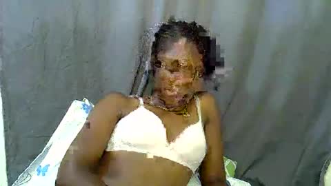 Snapshot of naughtyy4u chatting on 02.24.26 naughtyy4u online show from 02.24.26