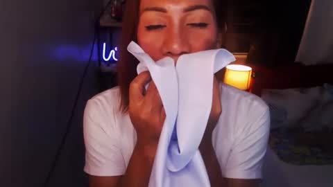 Snapshot of naugthy_hot_janna chatting on 10.21.25 Janna Mae online show from 10.21.25