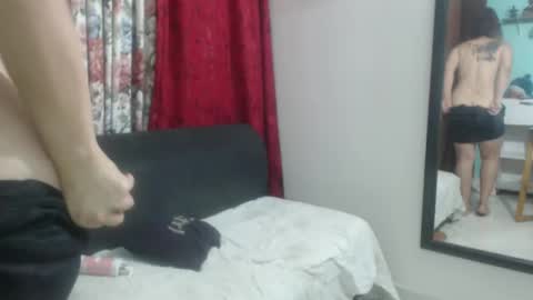 Snapshot of naugthymilf23 chatting on 02.10.25 keyra online show from 02.10.25