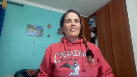 Snapshot of naugthymilf23 chatting on 10.09.25 keyra online show from 10.09.25