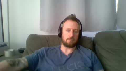 Snapshot of nawtydom1977 chatting on 01.26.25 nawtydom1977 online show from 01.26.25