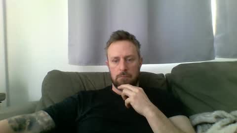 Snapshot of nawtydom1977 chatting on 03.01.25 nawtydom1977 online show from 03.01.25