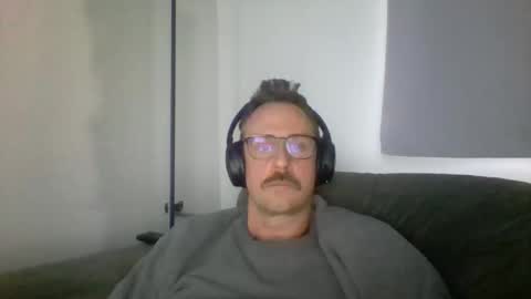 Snapshot of nawtydom1977 chatting on 11.05.25 nawtydom1977 online show from 11.05.25