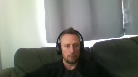 Snapshot of nawtydom1977 chatting on 12.16.25 nawtydom1977 online show from 12.16.25