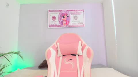 Snapshot of nayah_williams chatting on 01.23.25 Nayah Williams - OnlyFans online show from 01.23.25