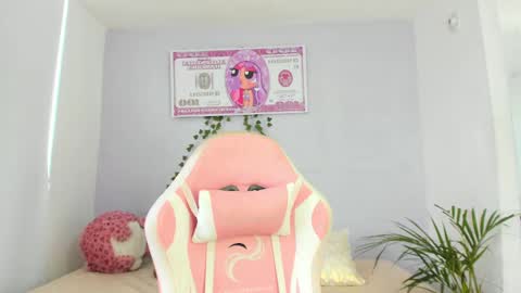 Snapshot of nayah_williams chatting on 02.18.25 Nayah Williams - OnlyFans online show from 02.18.25