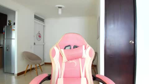 Snapshot of nayah_williams chatting on 12.20.25 Nayah Williams - OnlyFans online show from 12.20.25