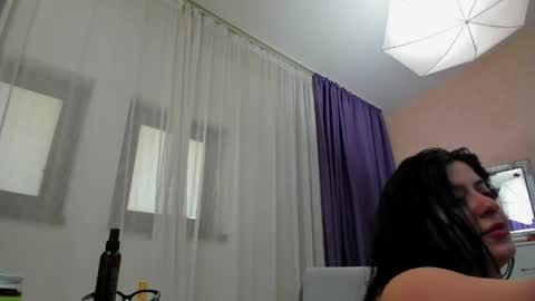 Eliza online show from 05.04.26
