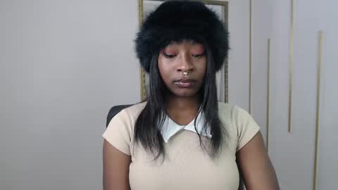 Nayaris 3 online show from 04.25.26