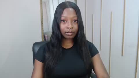 Nayaris 3 online show from 07.23.26
