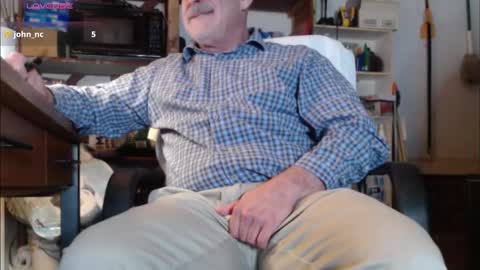 Snapshot of nctitanman chatting on 02.27.26 Seth online show from 02.27.26