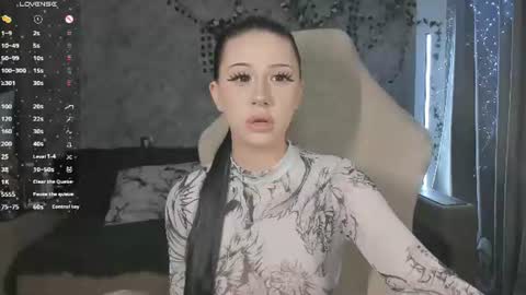 Snapshot of necucubi chatting on 06.16.26 Eva online show from 06.16.26
