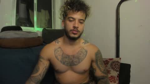 Snapshot of neeii chatting on 01.13.25 Nei turn green online show from 01.13.25