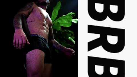 Snapshot of neeii chatting on 02.02.25 Nei turn green online show from 02.02.25