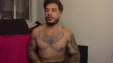 Snapshot of neeii chatting on 02.12.25 Nei turn green online show from 02.12.25