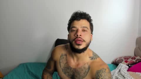 Snapshot of neeii chatting on 09.16.25 Nei turn green online show from 09.16.25