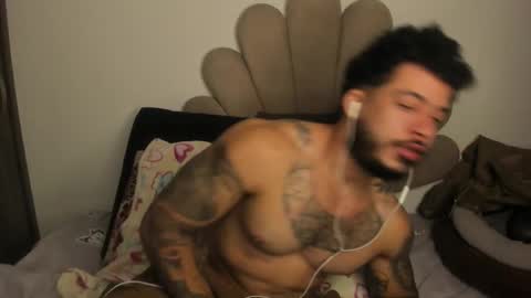 Snapshot of neeii chatting on 01.13.26 Nei turn green online show from 01.13.26