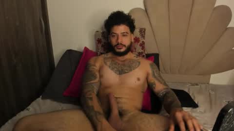 Snapshot of neeii chatting on 02.02.26 Nei turn green online show from 02.02.26