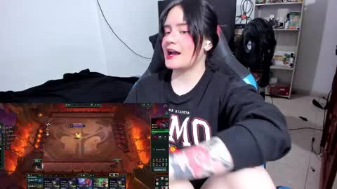 Geek Nicole    im Neeko UwU online show from 03.01.26