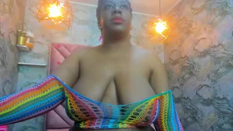 Nefer  online show from 04.14.26
