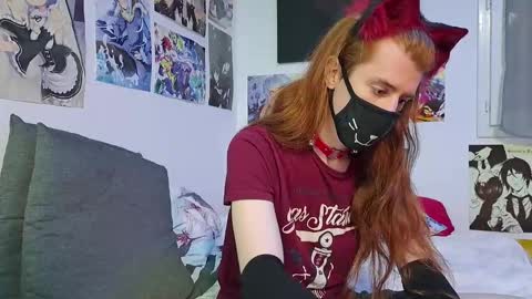 Snapshot of neko_nyaaa chatting on 11.09.25 Neko online show from 11.09.25