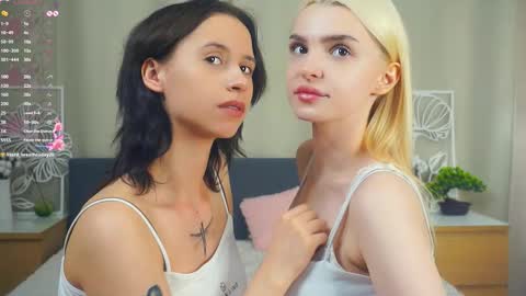 Snapshot of neldabestwick chatting on 03.09.26 Histori online show from 03.09.26