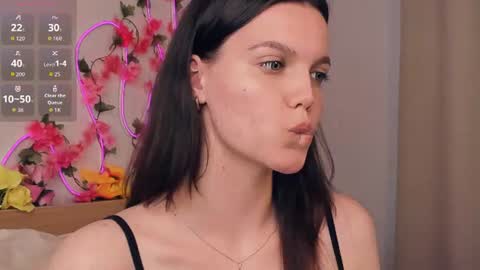 Snapshot of neldabestwick chatting on 06.20.26 Histori online show from 06.20.26