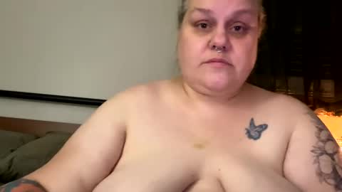 Snapshot of nellatlas chatting on 02.13.25 Nellie Atlas online show from 02.13.25