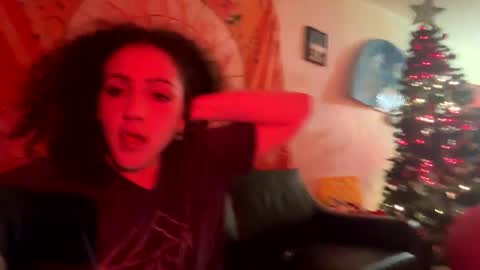 Nell xo online show from 12.03.25