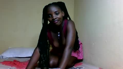 Snapshot of nelly_ebony5 chatting on 07.17.26 nelly_ebony5 online show from 07.17.26