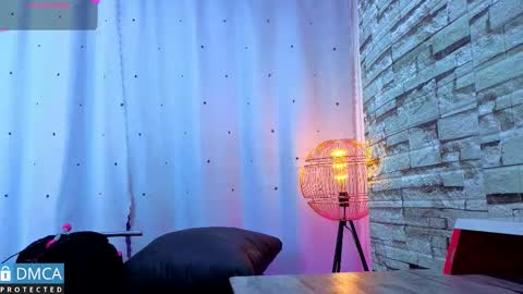 Salome Nena cupcake online show from 03.20.26