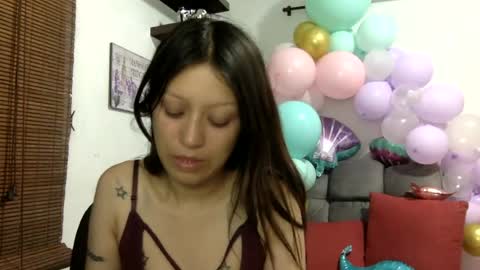 Snapshot of nena_lov chatting on 06.27.26 Star online show from 06.27.26