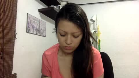 Snapshot of nena_lov chatting on 07.20.26 Star online show from 07.20.26