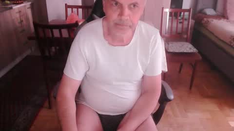 Snapshot of neno89654 chatting on 03.10.26 neno89654 online show from 03.10.26