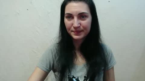 Snapshot of nensyfay_ chatting on 01.04.25 Nensy online show from 01.04.25