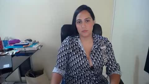 Snapshot of neny445 chatting on 12.04.24 kelly lopez online show from 12.04.24